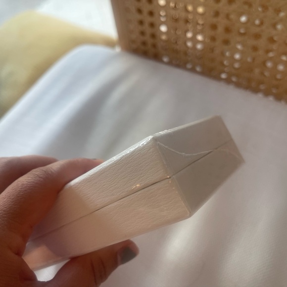 Jillian Dempsey Beauty Bar - Picture 2 of 3